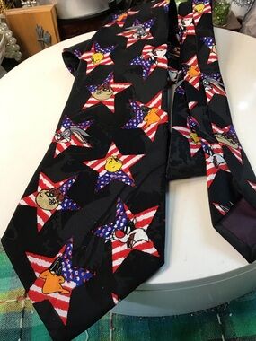 Looney Tunes Mania Necktie